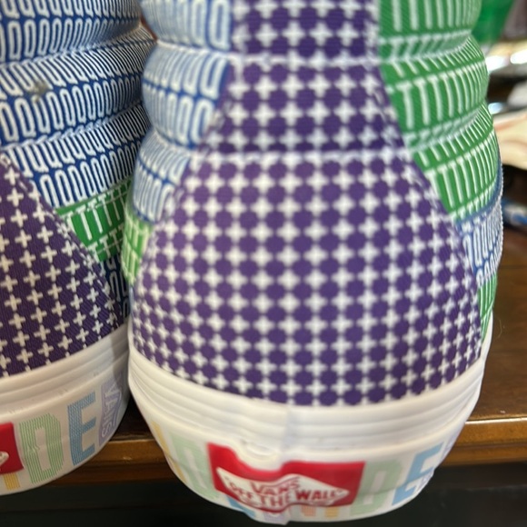 #65/53S/34S Brand new with tags VANS PRIDE SK8 Mid - Picture 7 of 11